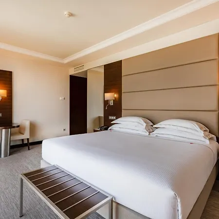 Отель Bessahotel Boavista Порту