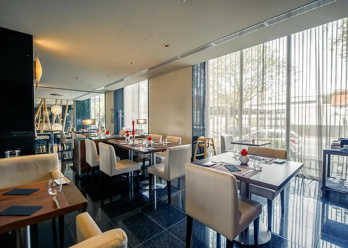 Отель Bessahotel Boavista Порту